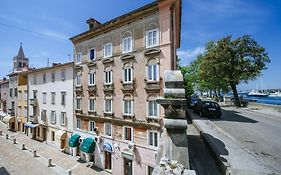Apartments Jadera